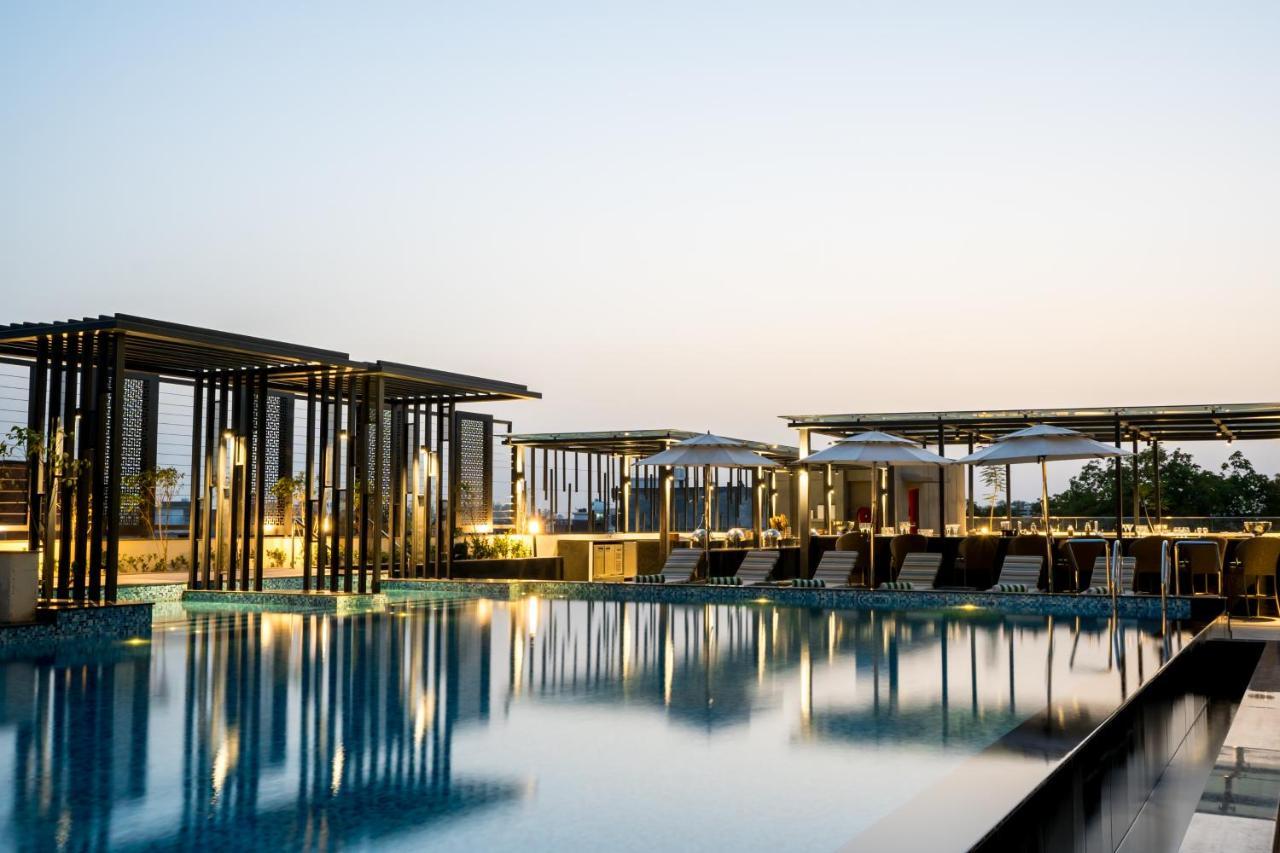 Holiday Inn Lucknow Airport By Ihg Εξωτερικό φωτογραφία