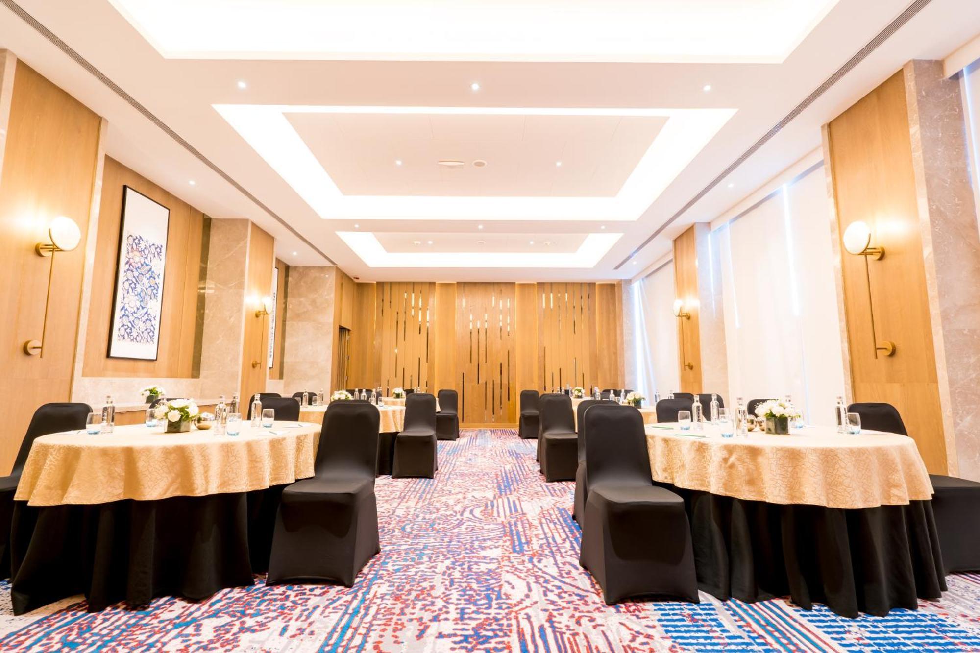 Holiday Inn Lucknow Airport By Ihg Εξωτερικό φωτογραφία