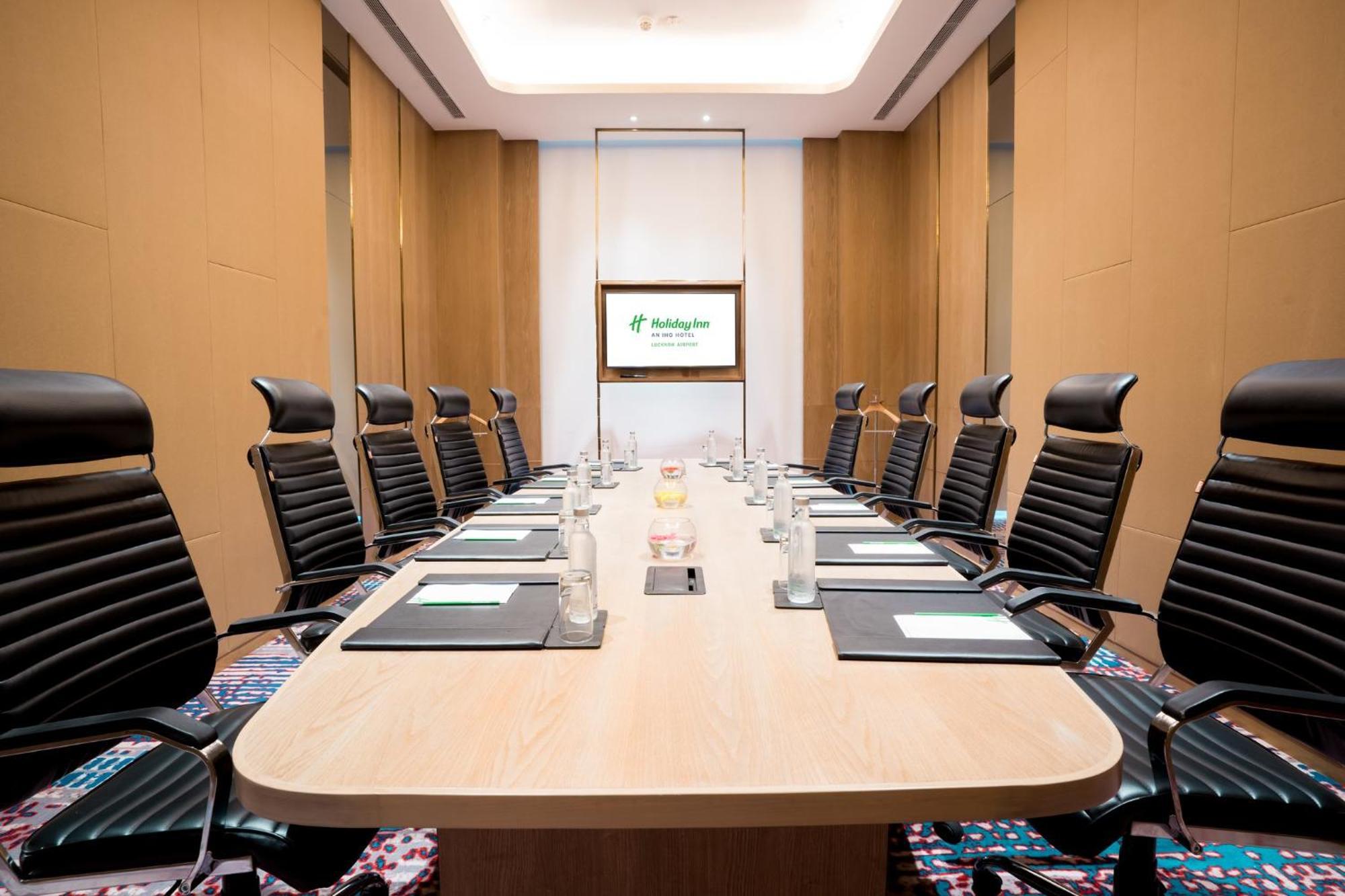 Holiday Inn Lucknow Airport By Ihg Εξωτερικό φωτογραφία