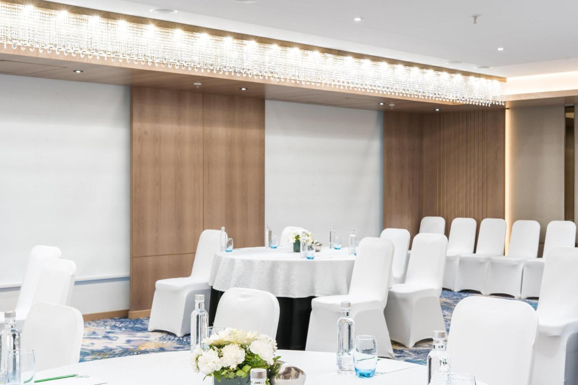 Holiday Inn Lucknow Airport By Ihg Εξωτερικό φωτογραφία